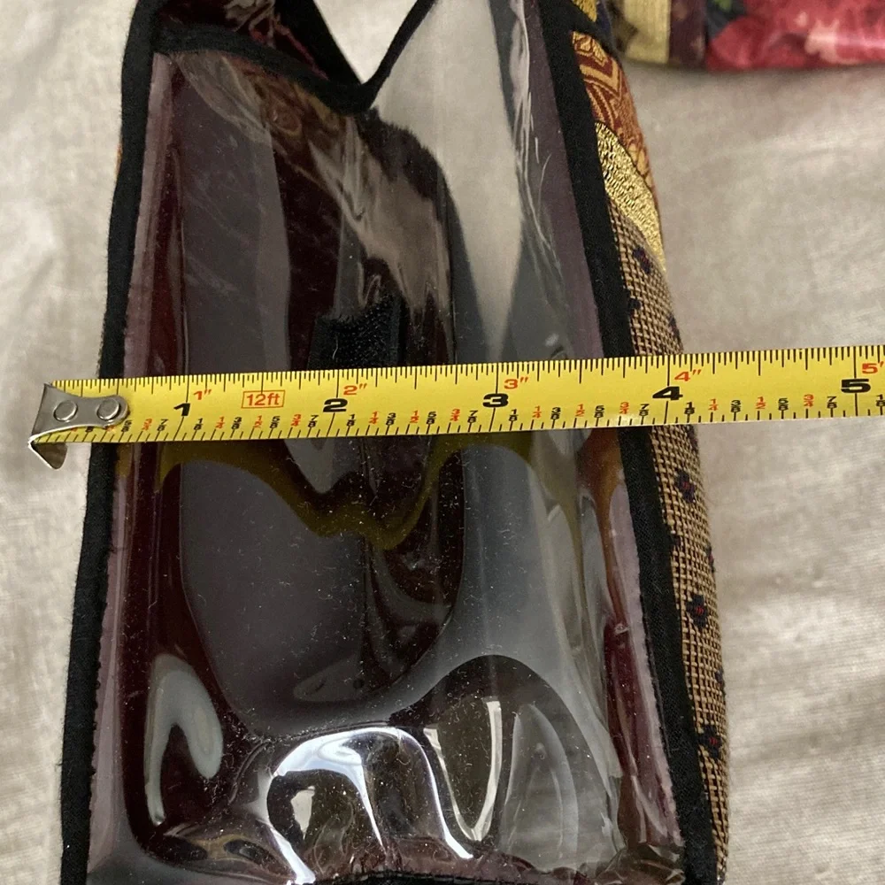 NWOT Purse or make up bag (more appropriate) - Picture 8 of 10